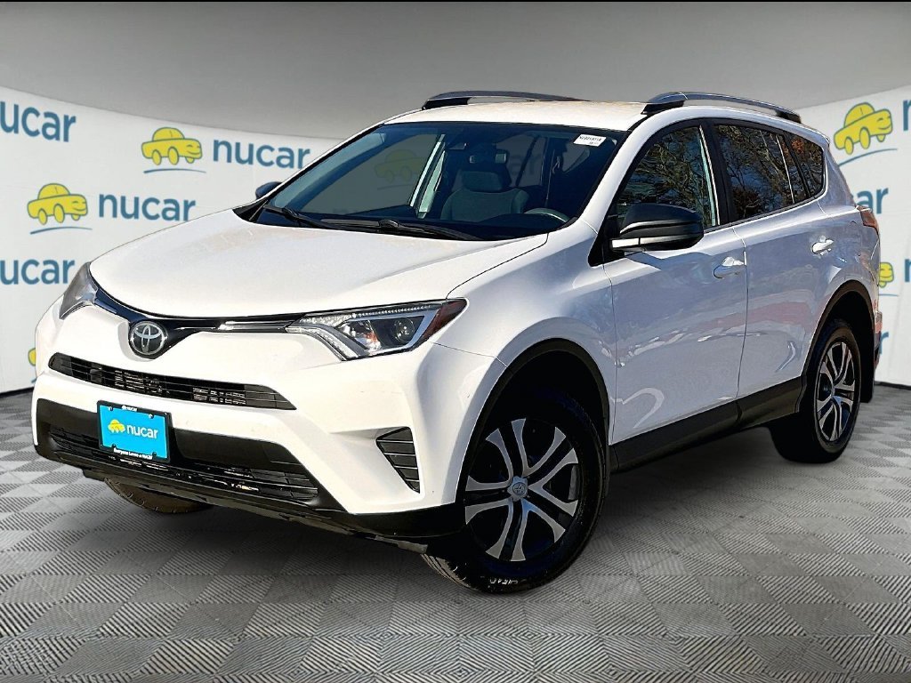 Used 2018 White Toyota LE image 3