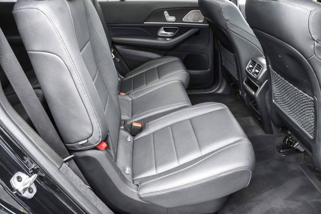 Used 2021  Mercedes-Benz GLS 450 image 32