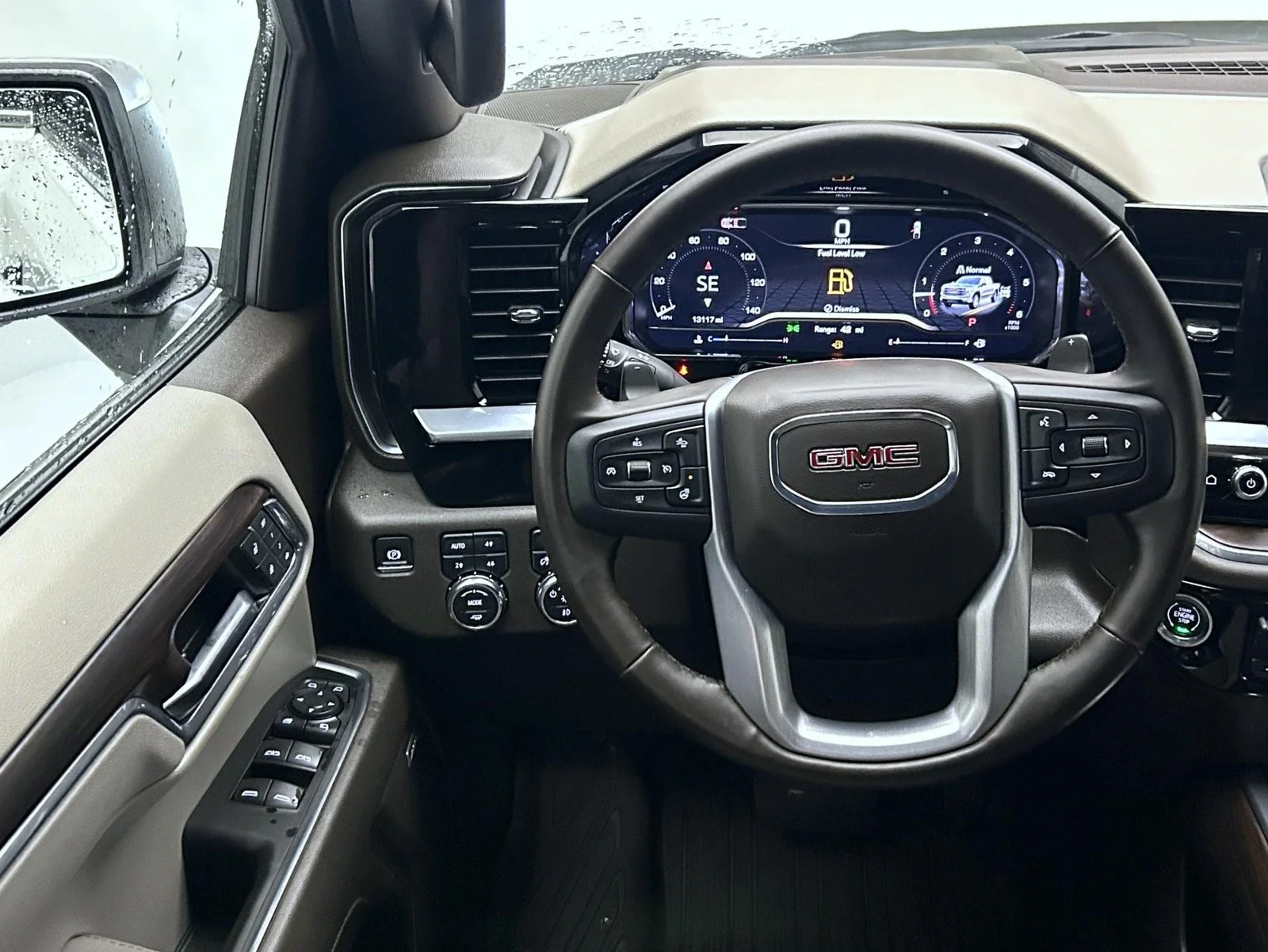 Used 2025 White GMC SLT image 12