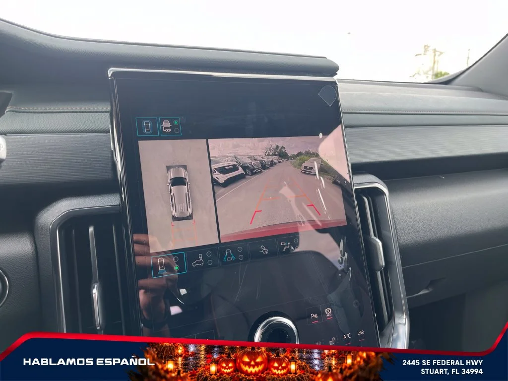 New 2027 Volcanic Red Tintcoat GMC AT4 image 32