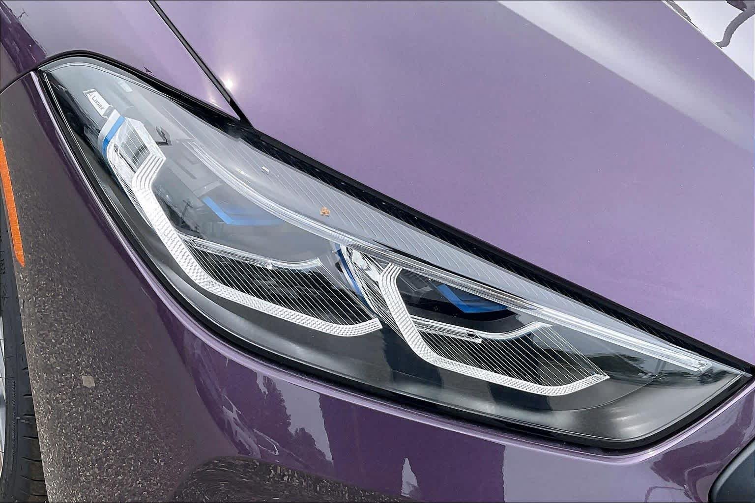 New 2026 Daytona Violet Metallic BMW M850i image 13