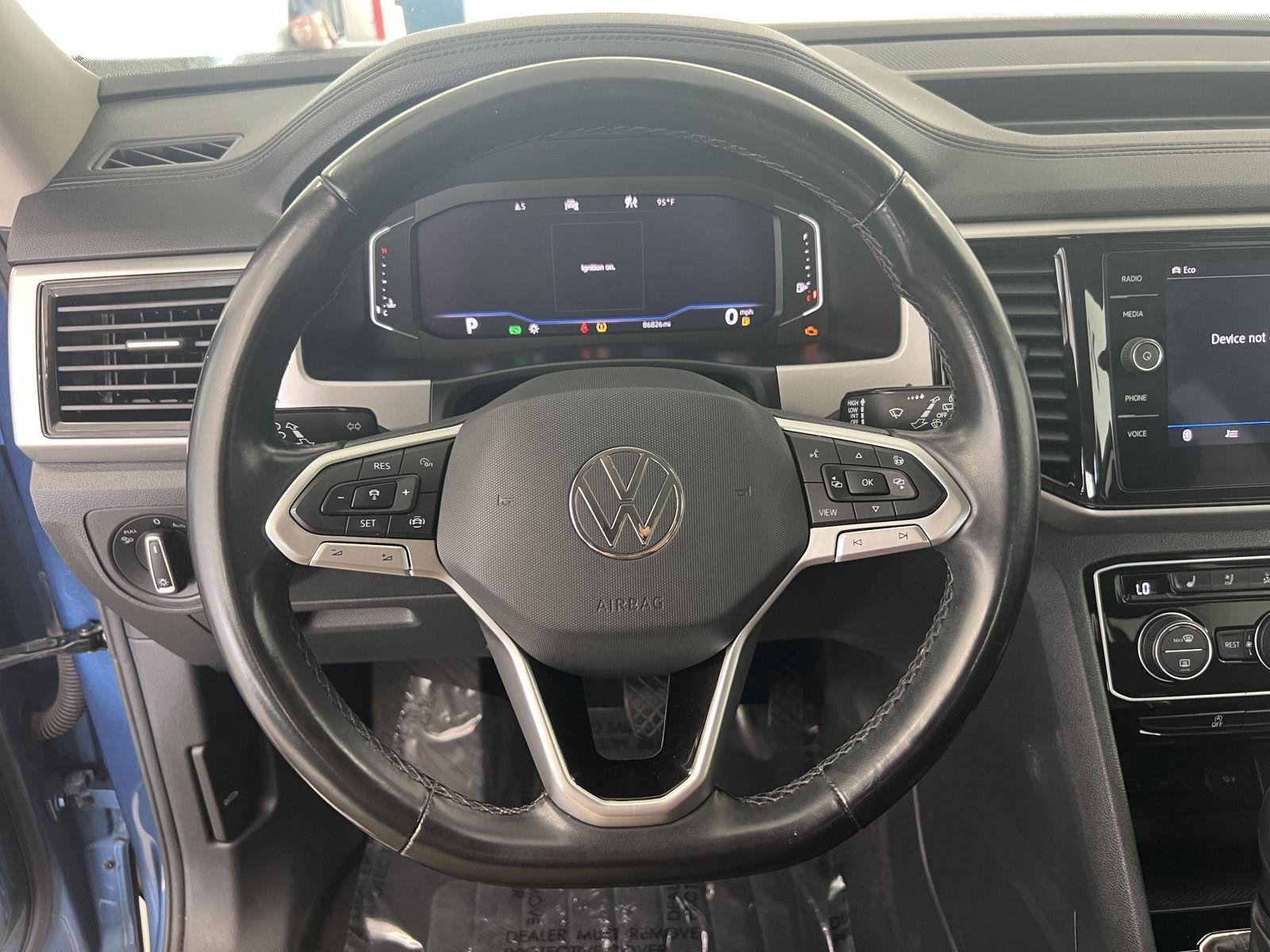 Used 2021 Pacific Blue Metallic Volkswagen 3.6L V6 SEL Premium image 15