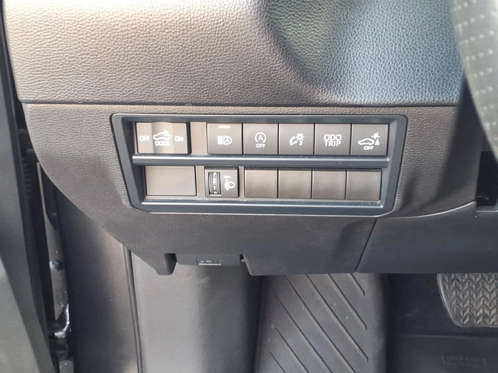 Used 2024 Magnetic Gray Metallic Toyota SR5 image 22