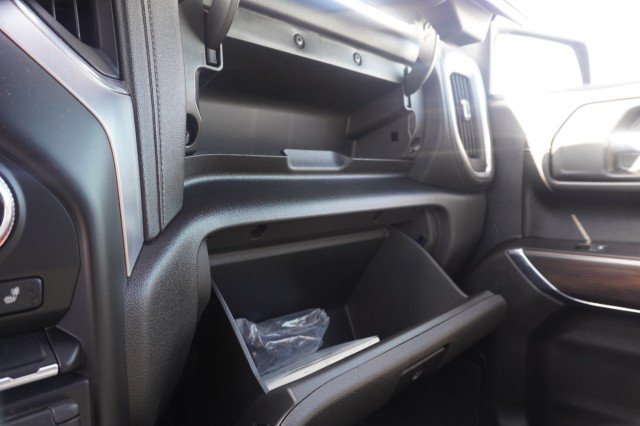 Used 2021  GMC SLT image 35
