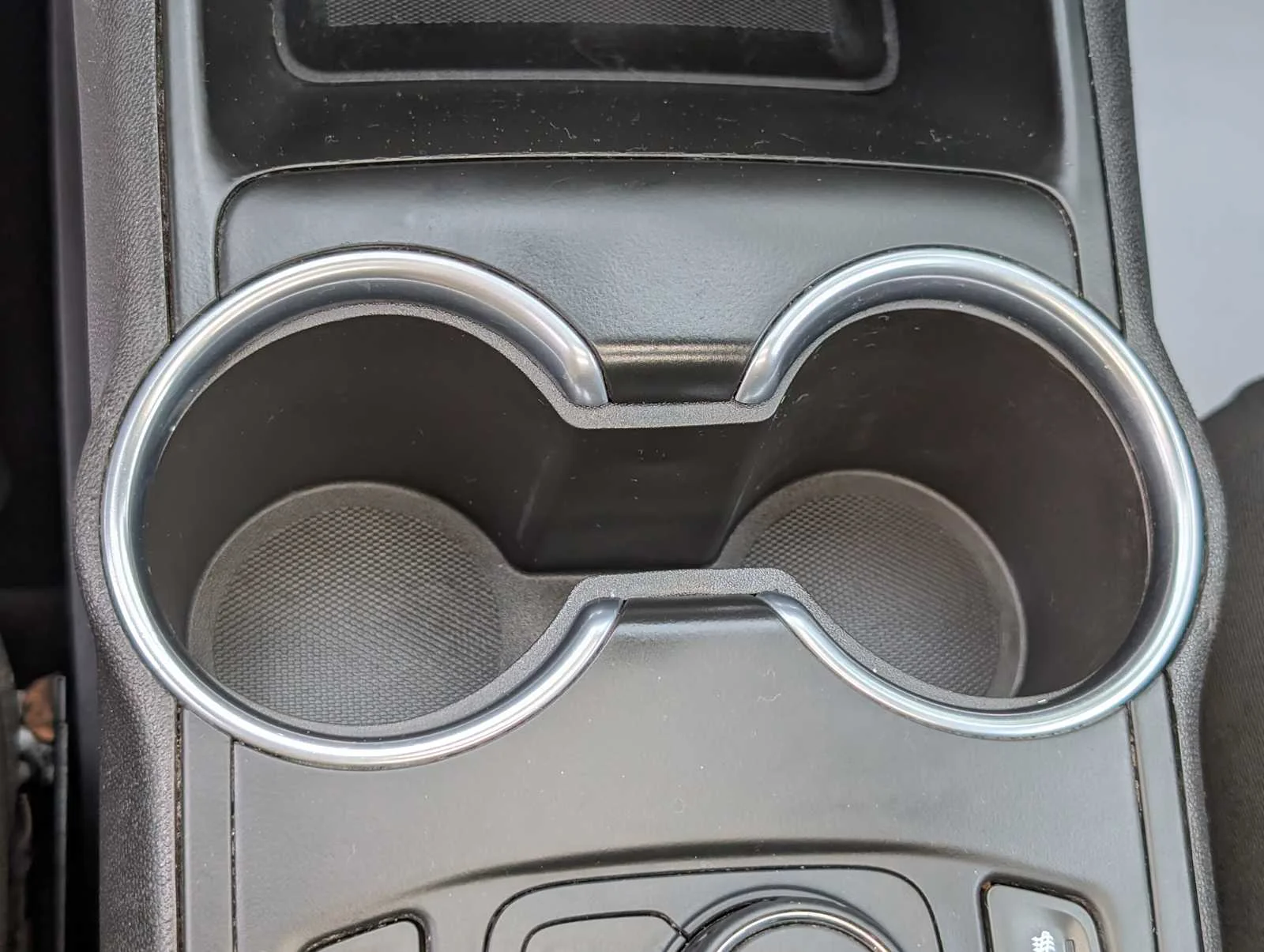 Used 2019 Smokey Quartz Metallic GMC SLT image 29