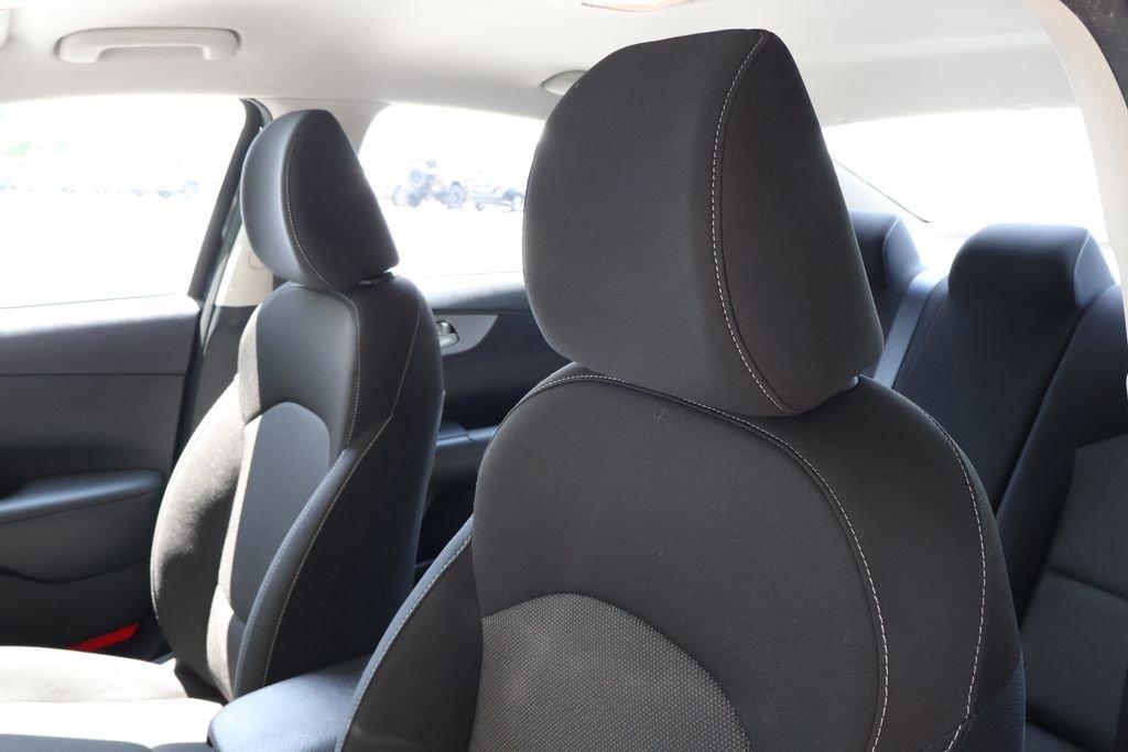 2024 Kia Forte LXS - Photo 30