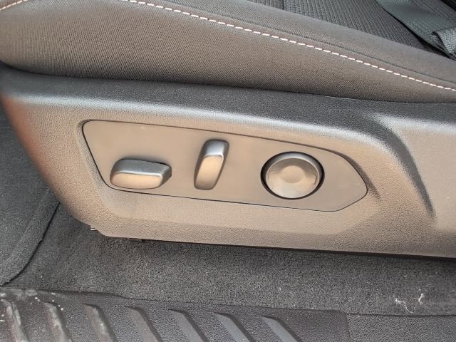 2026 Chevrolet Colorado LT - Photo 13