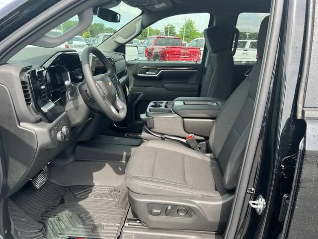 2026 Chevrolet Silverado 1500 LT - Photo 10
