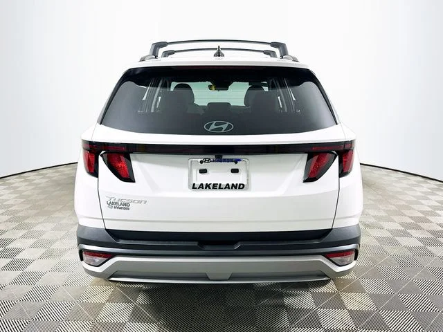 New 2026 White Hyundai SEL Plus image 4