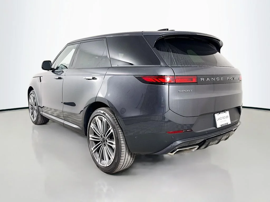 New 2026 Carpathian Grey Land Rover SE image 7