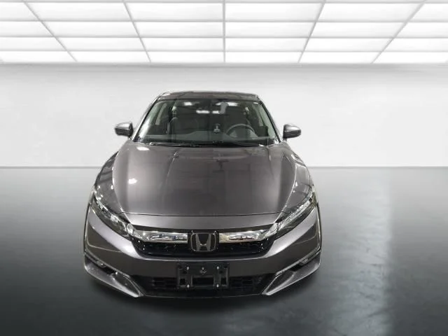 Used 2018  Honda Base image 9