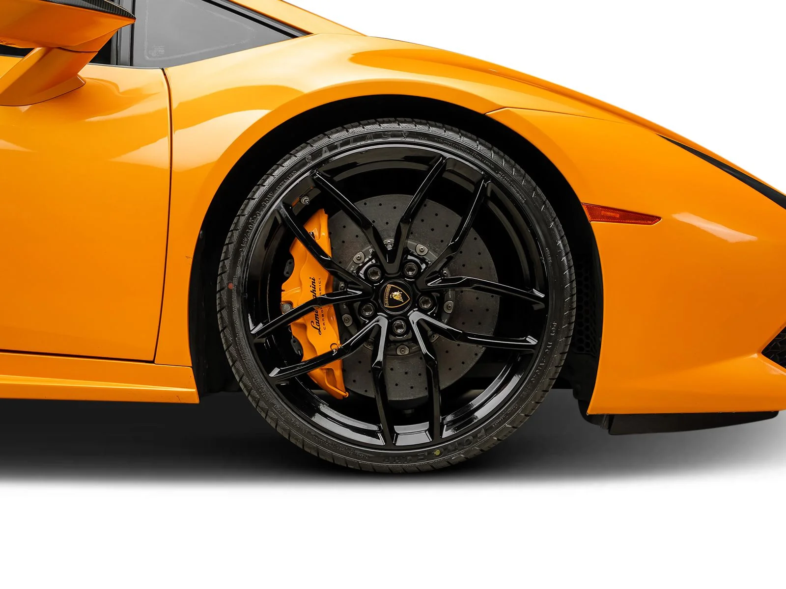 Used 2015 Orange Lamborghini LP610-4 image 28