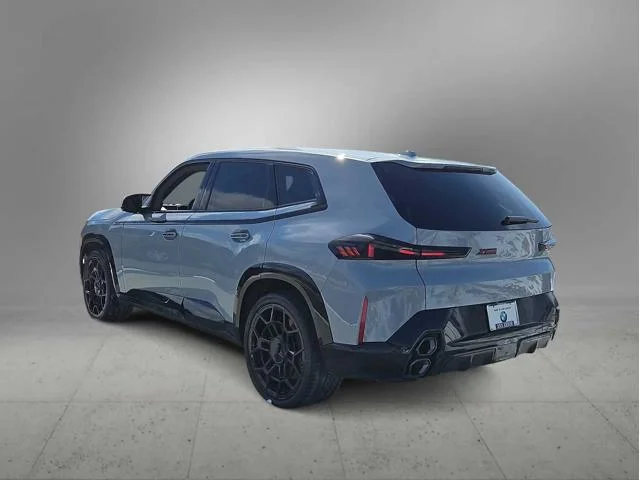 2026 BMW XM Base - Photo 6