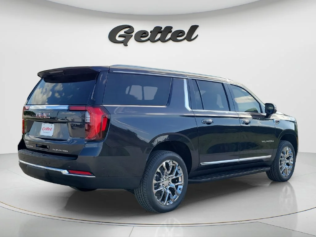 New 2026 Titanium Rush Metallic GMC Elevation image 5