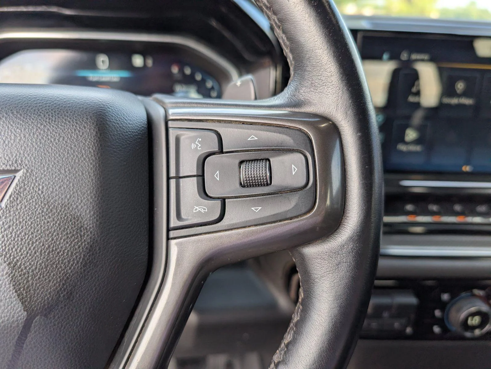 Used 2023 Red Hot Chevrolet ZR2 image 26