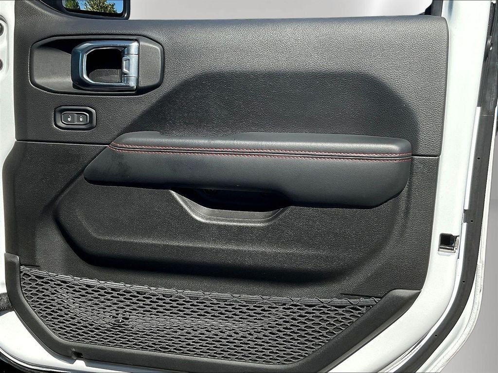 Used 2024 Bright White Clearcoat Jeep Rubicon 392 image 28