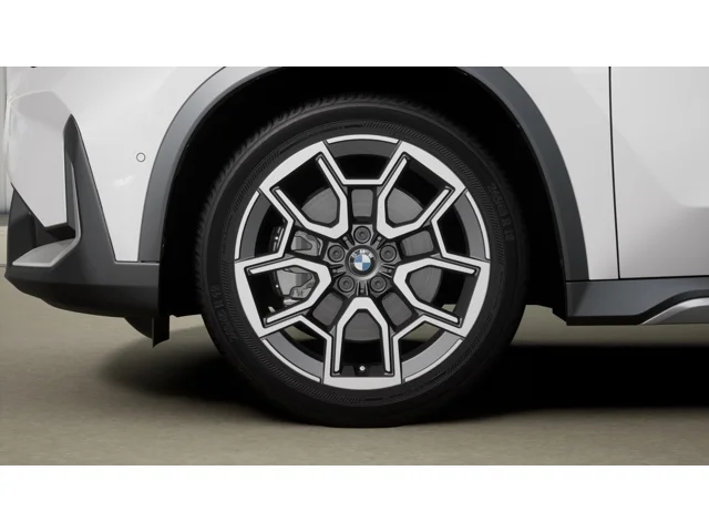 New 2027 White BMW xDrive28i image 7