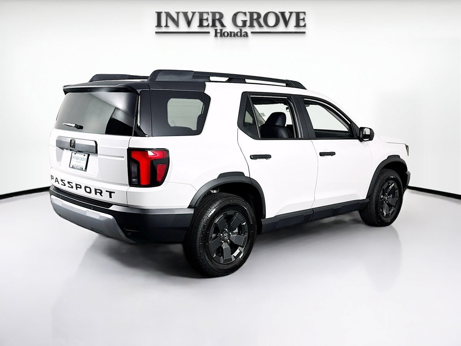 Certified Used 2026 Platinum White Pearl Honda RTL image 25