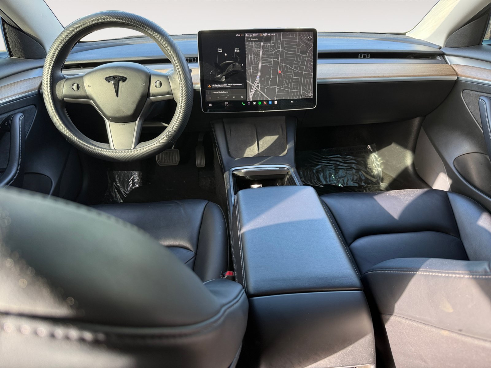 Used 2022 Solid Black Tesla Base image 15