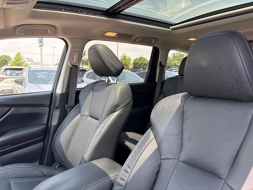 Used 2023 Gray Subaru Limited image 5