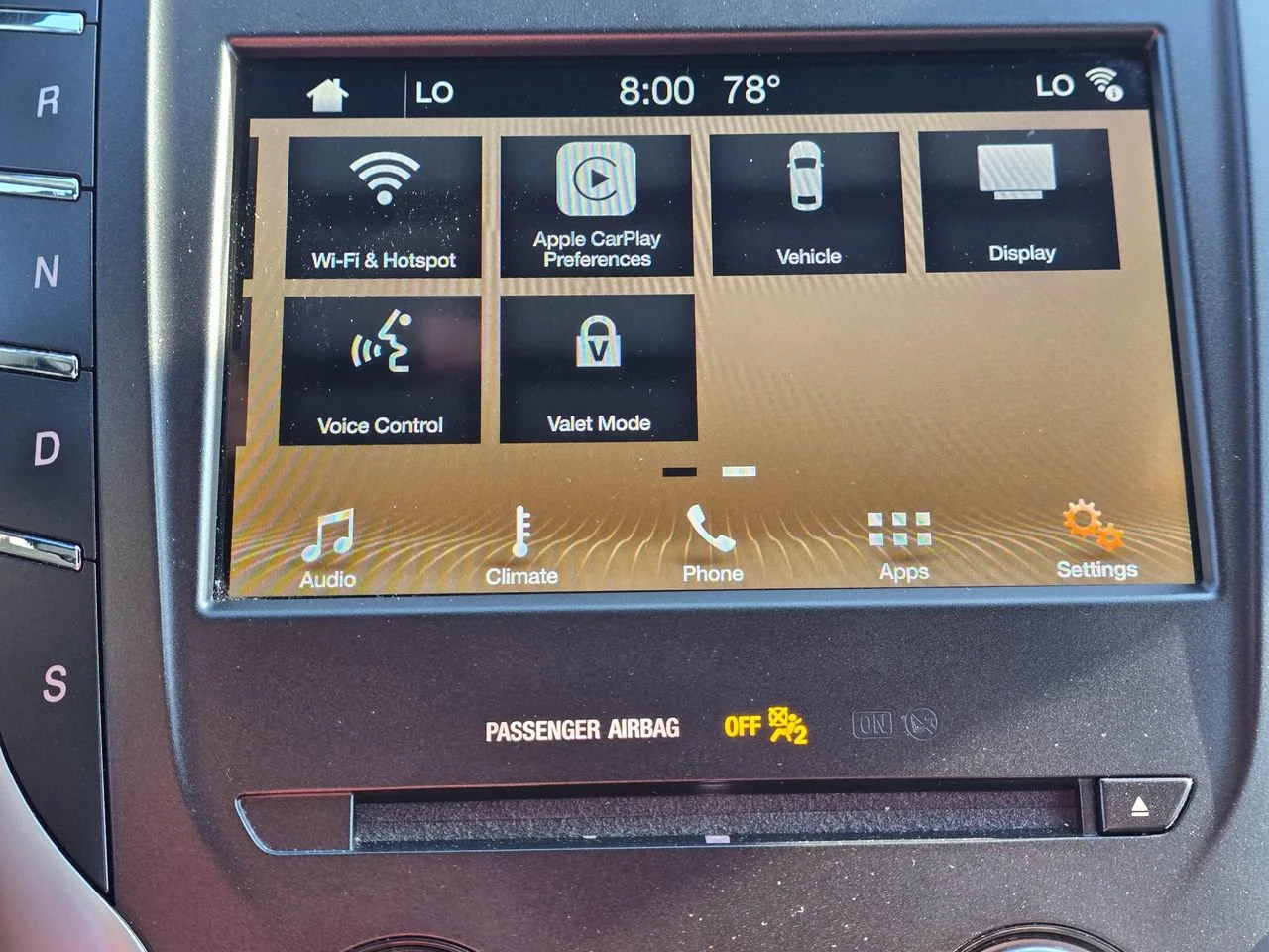Used 2019 White Lincoln Standard image 14