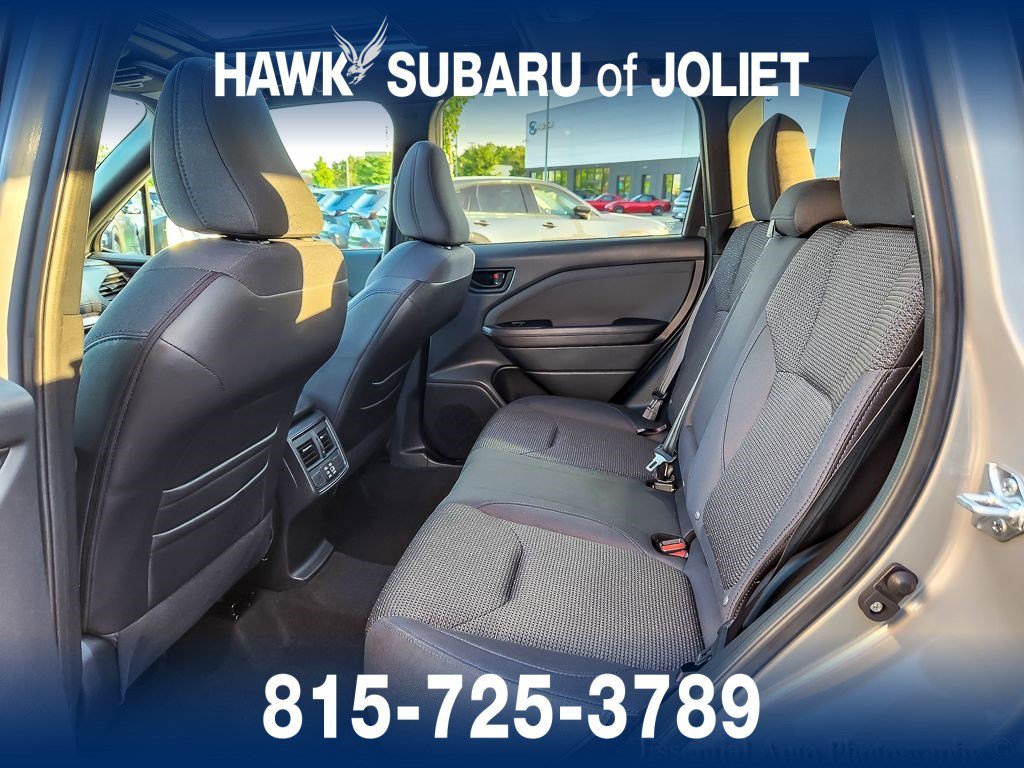 Used 2025 River Rock Pearl Subaru Premium image 10