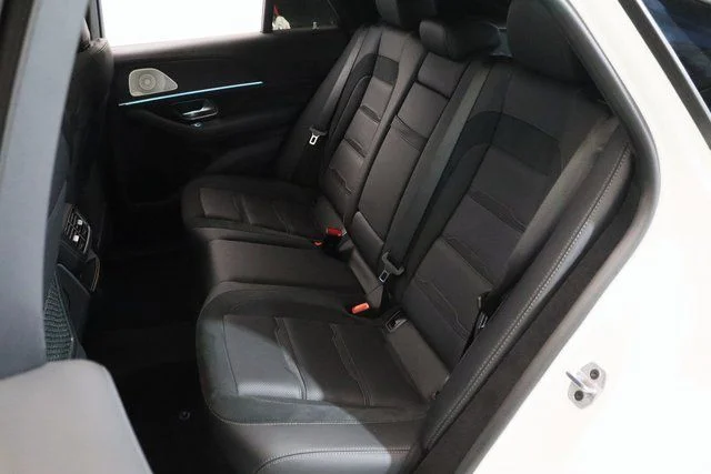 Used 2022 MANUFAKTUR Diamond White Bright Mercedes-Benz GLE 63 S AMG® image 17
