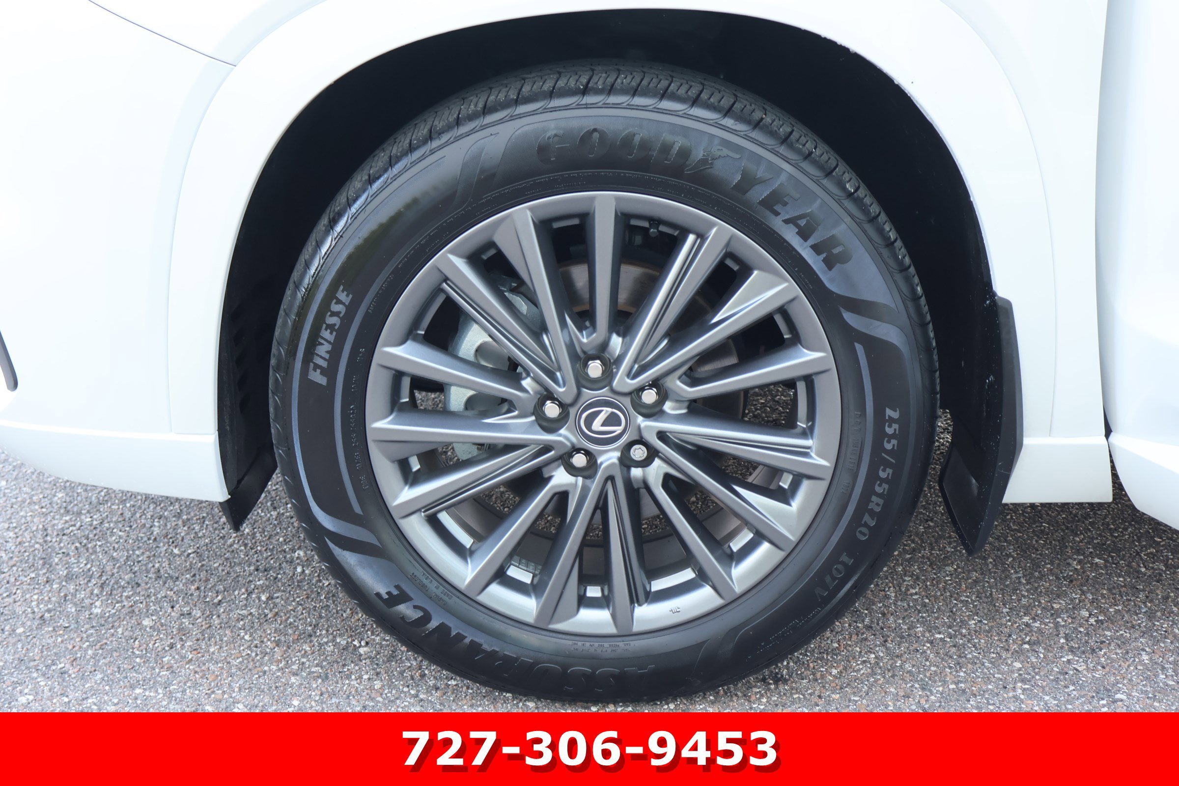 Used 2024 Wind Chill Pearl Lexus  image 13