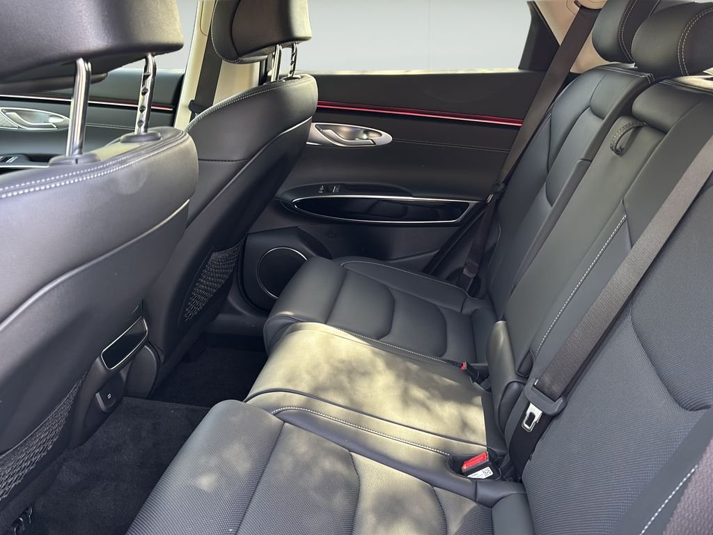 2026 GENESIS GV70 - Photo 16