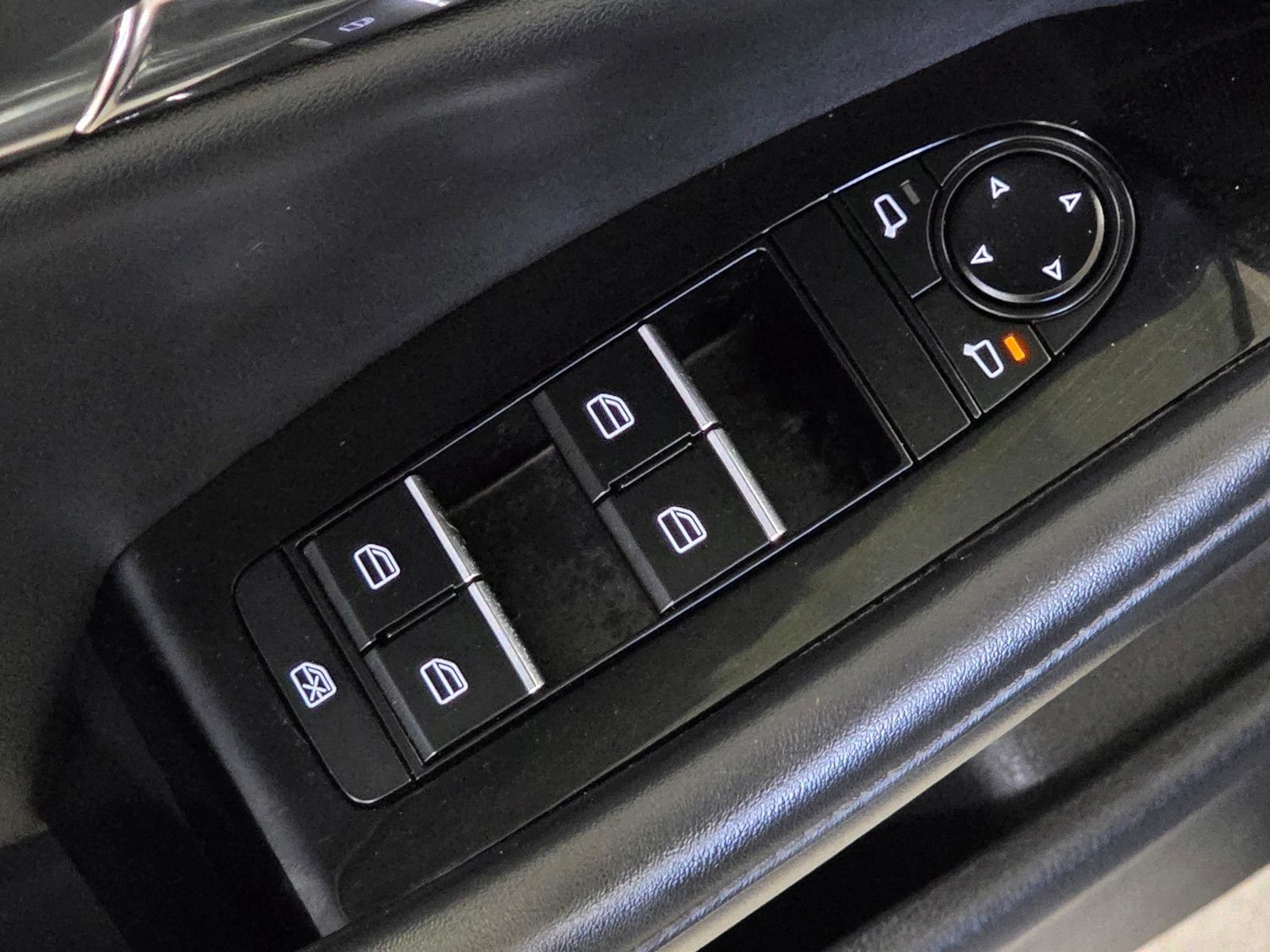 Used 2025 Jet Black Mica Mazda 2.5 S Preferred Package image 21