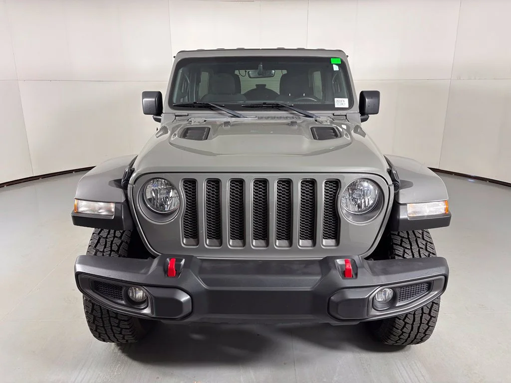 Used 2023 Gray Jeep Rubicon image 3