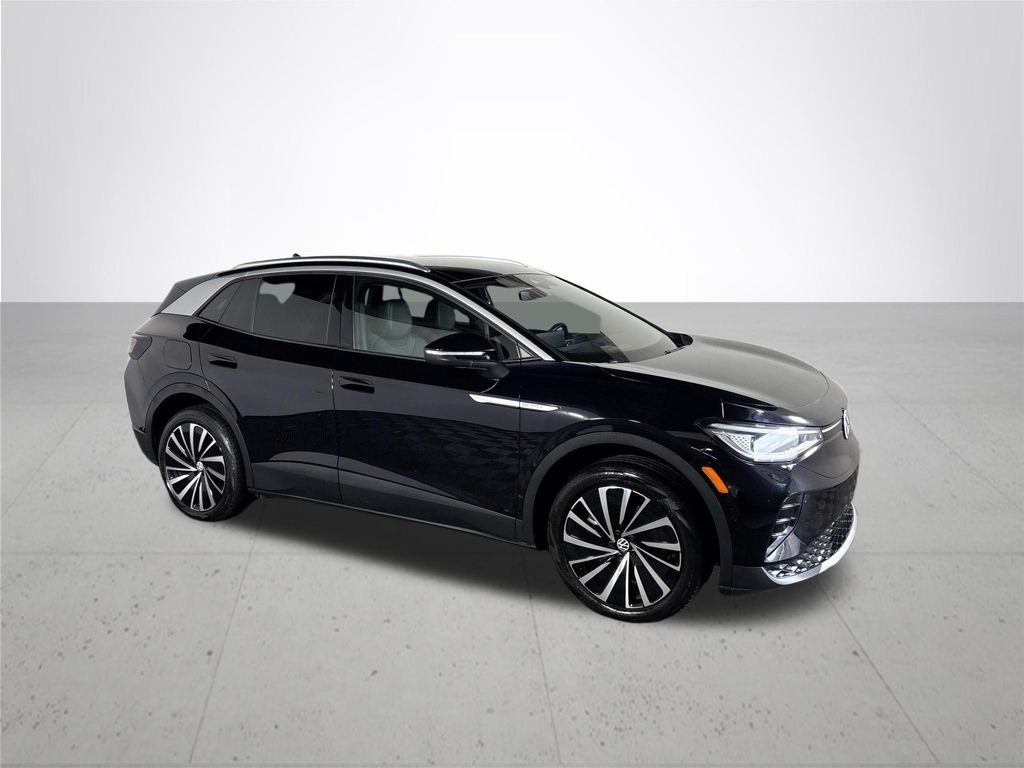Certified Used 2023 Deep Black Pearl Volkswagen Pro S Plus image 6