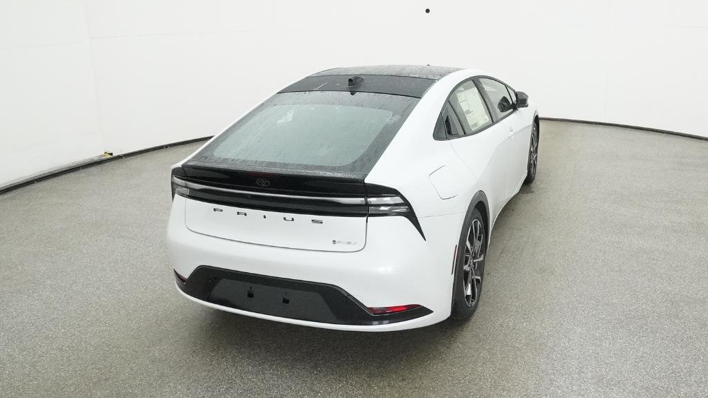 2026 Toyota Prius Plug-in Hybrid XSE - Photo 10