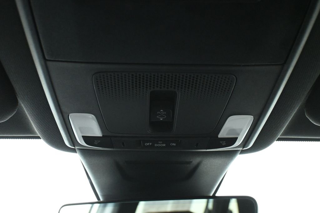 Used 2025 Platinum White Pearl Honda Sport-L image 21