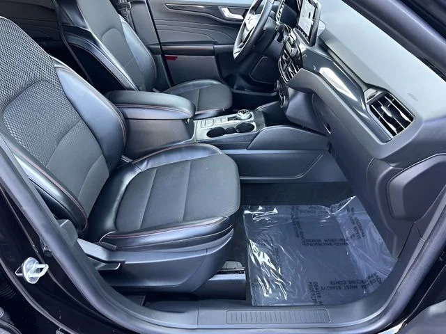 2025 Ford Escape ST-Line - Photo 26