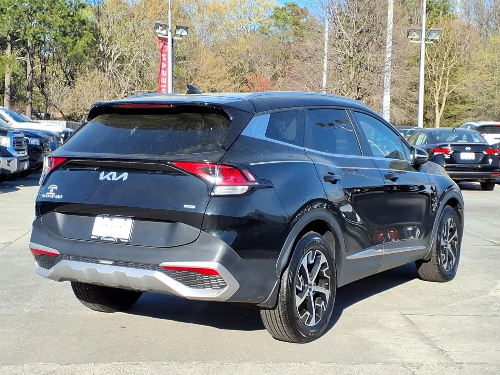 Used 2023 Fusion Black Kia EX image 11