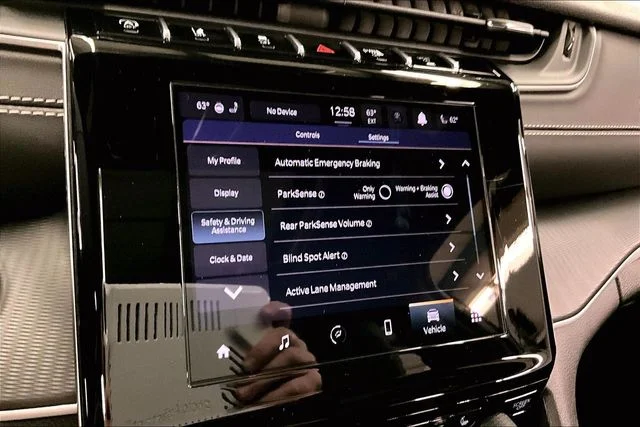 2024 Jeep Grand Cherokee Altitude - Photo 36