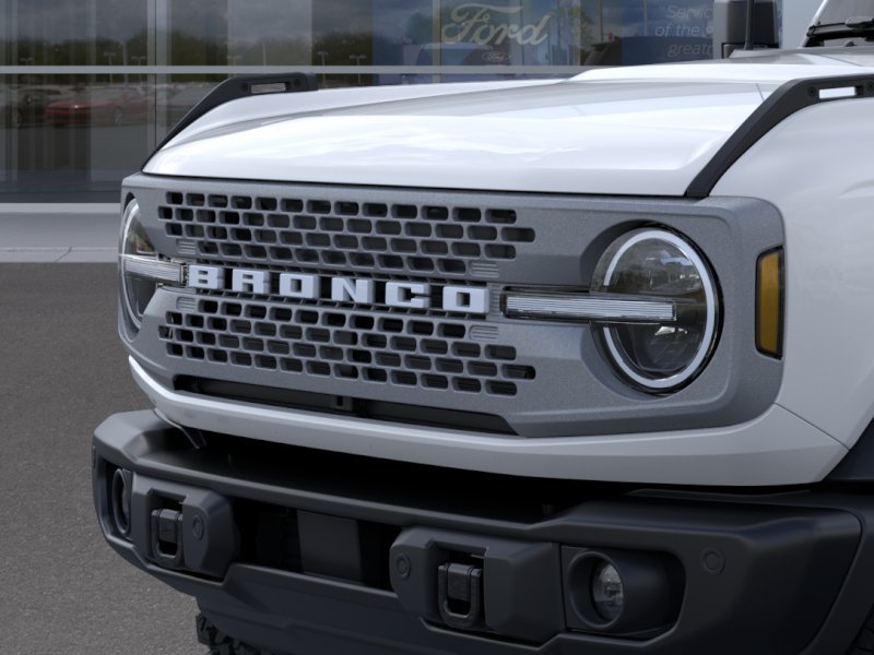 New 2025 Oxford White Ford Badlands® image 32