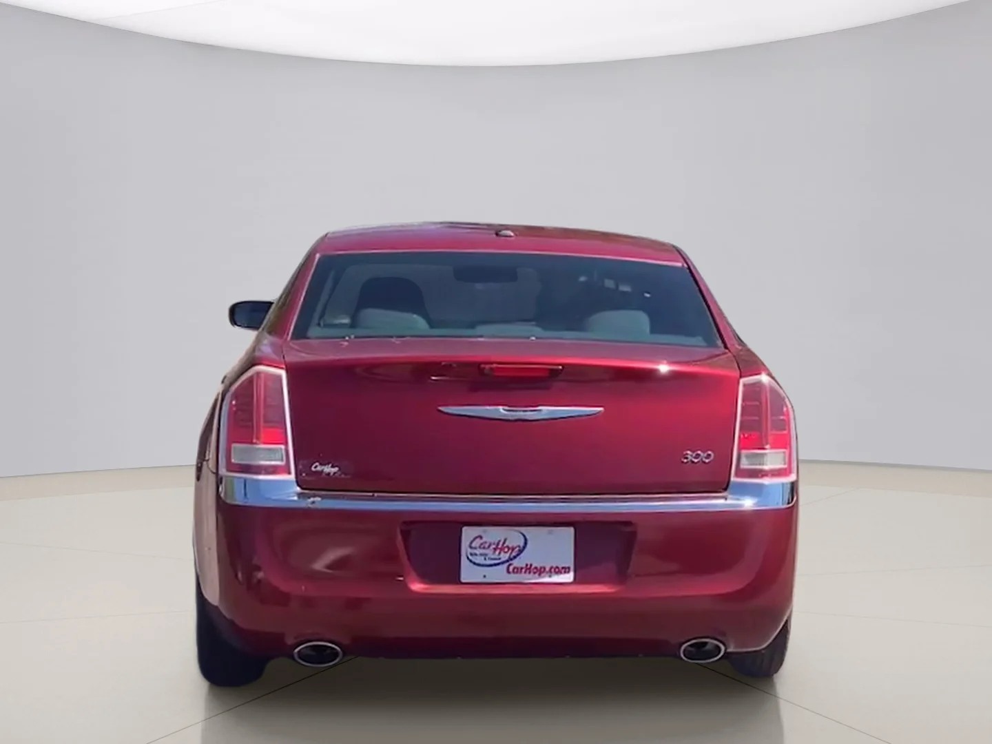 Used 2014 Red Chrysler RWD image 5