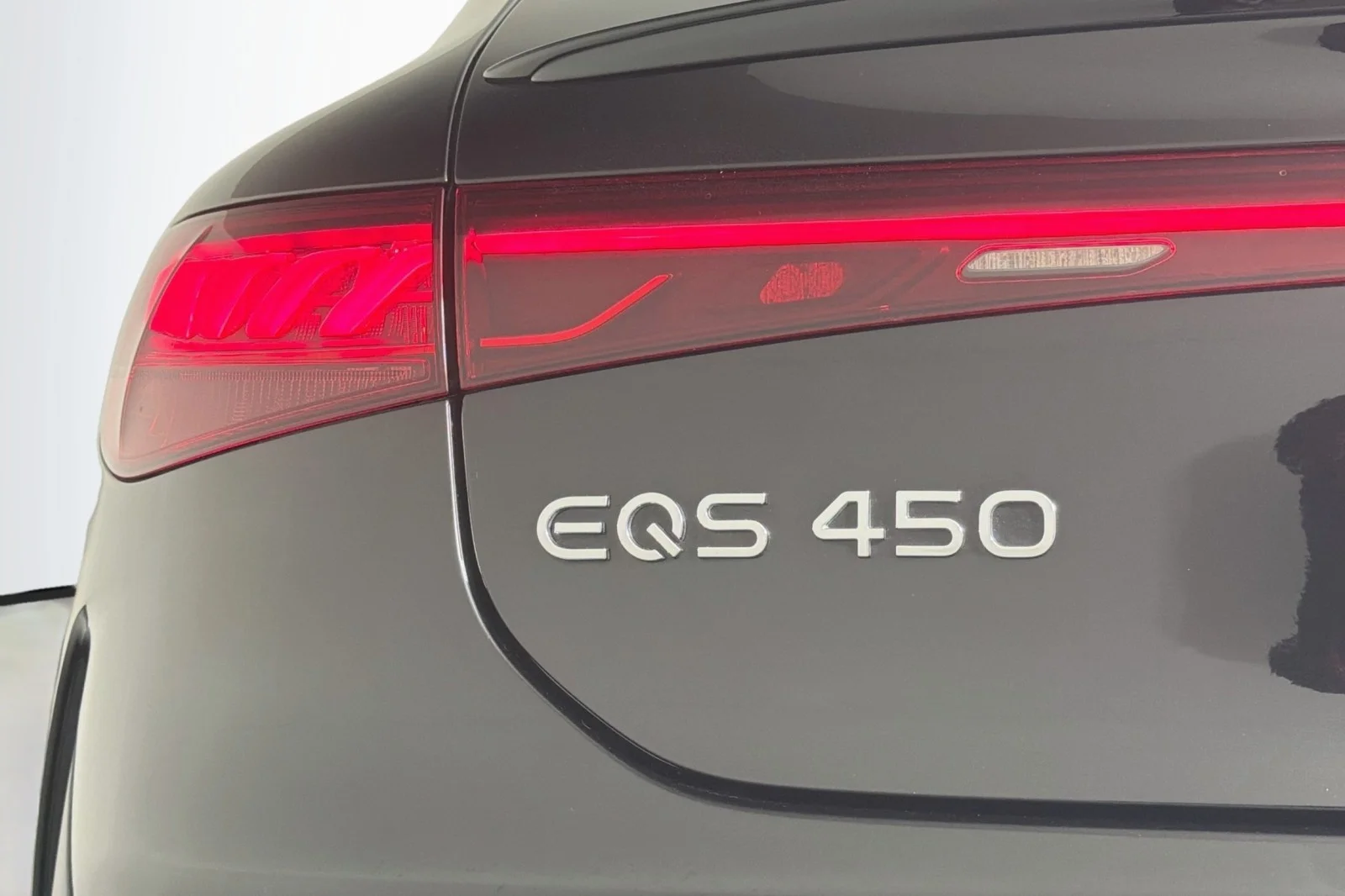 Certified Used 2023 Obsidian Black Metallic Mercedes-Benz EQS 450 image 16