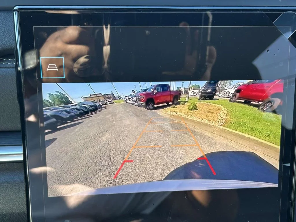 New 2026 Summit White GMC Elevation image 20