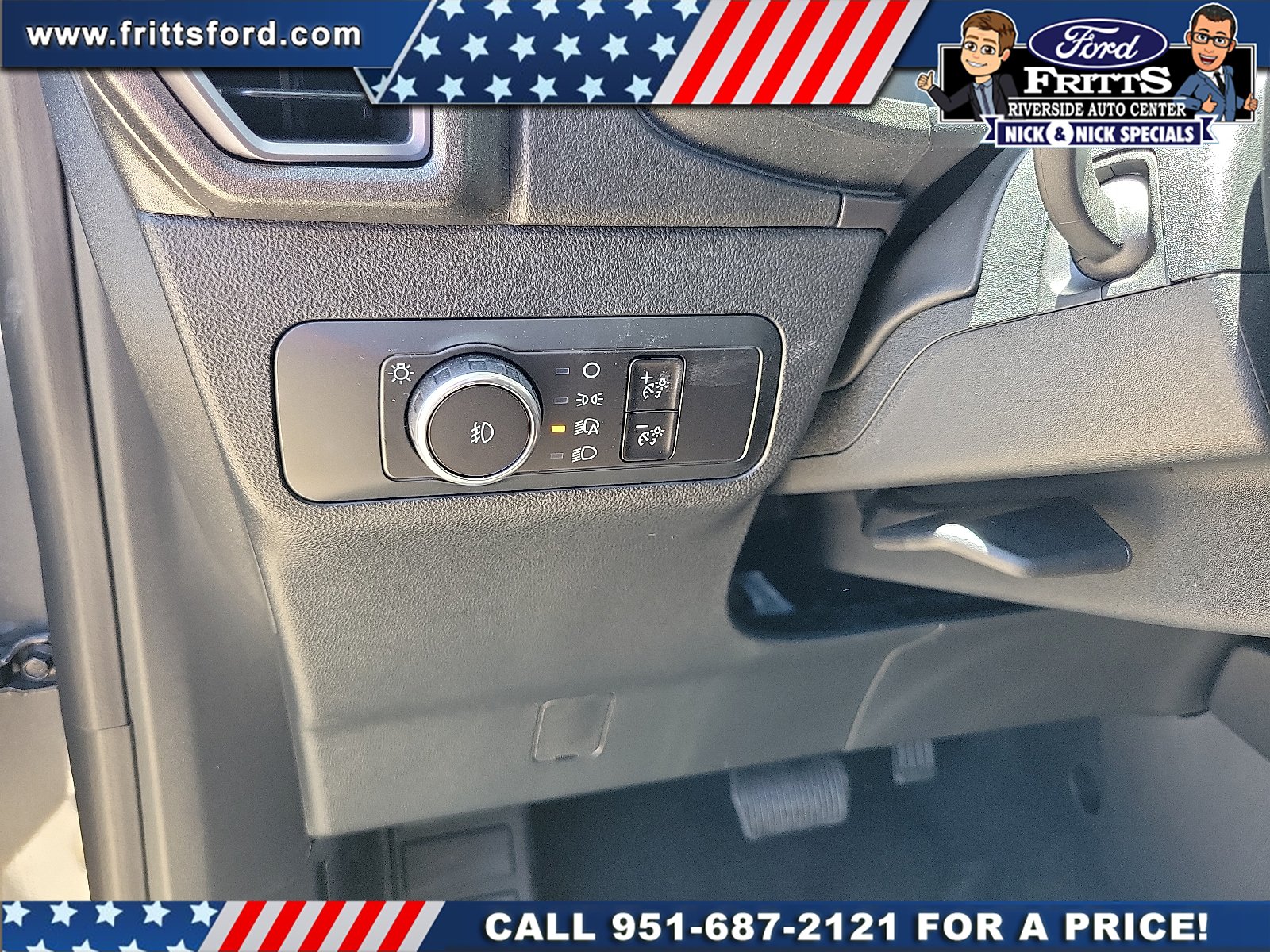 New 2026 Carbonized Gray Metallic Ford Outer Banks® image 13