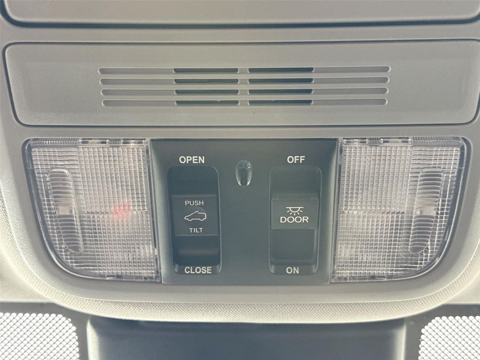 Used 2024 Modern Steel Metallic Honda EX-L image 21