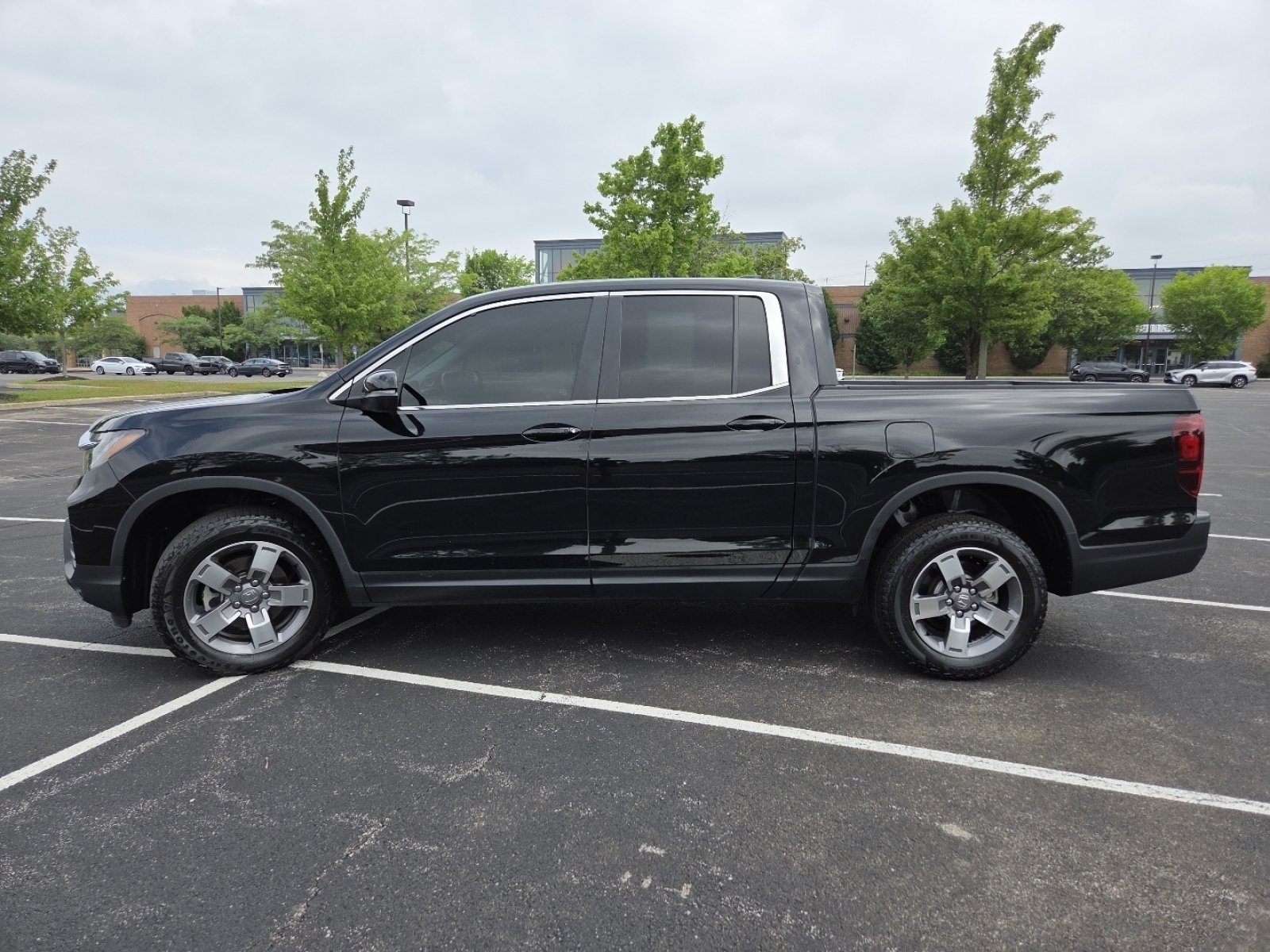 Certified Used 2024 Crystal Black Pearl Honda RTL image 20