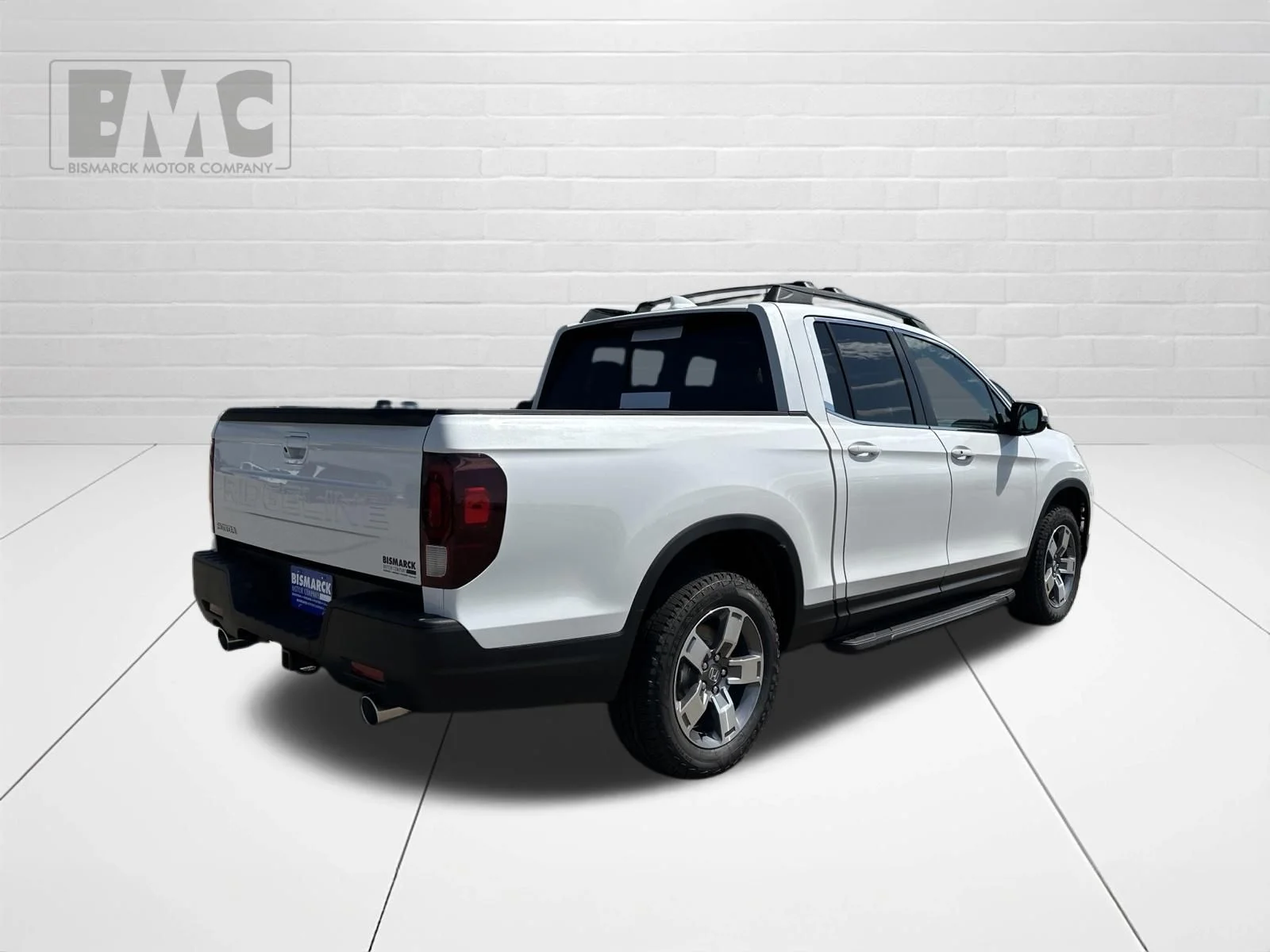 New 2026 Platinum White Pearl Honda RTL image 3
