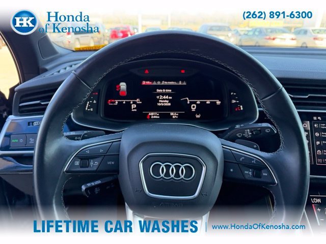 Used 2025  Audi 55 Premium Plus image 7