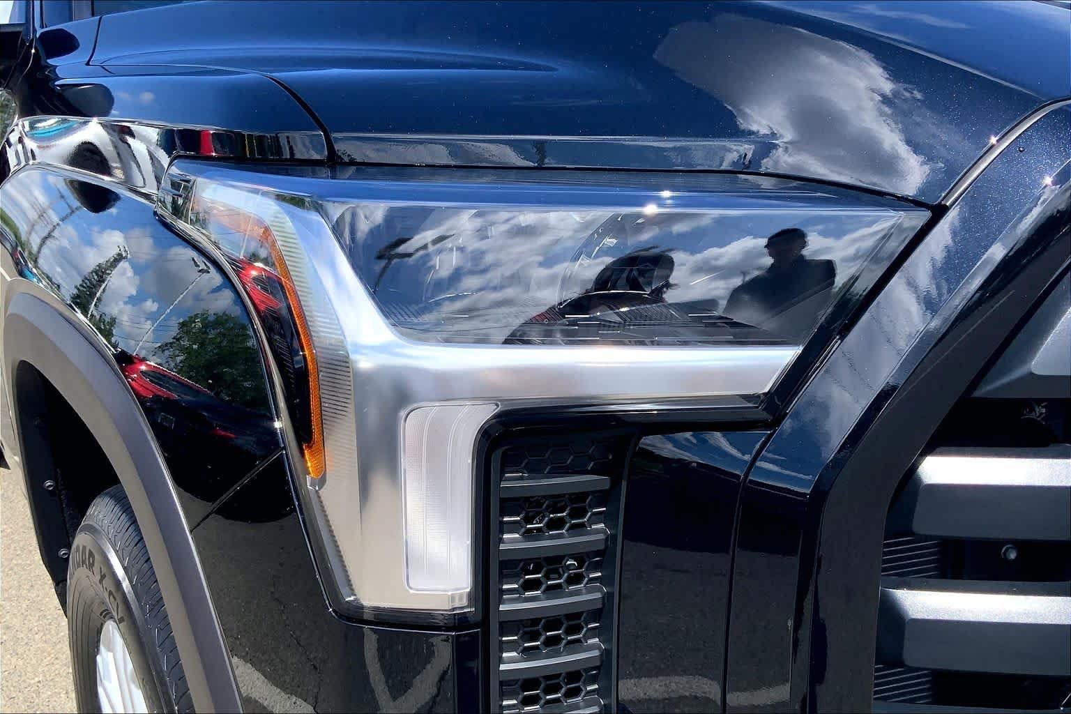 New 2026 Midnight Black Metallic Toyota SR5 image 13