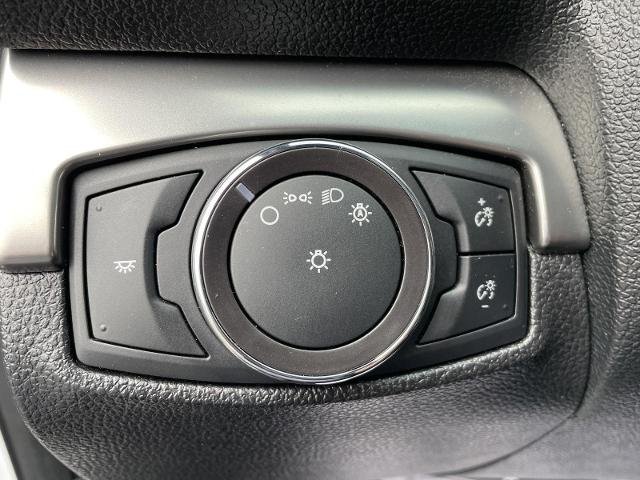 Certified Used 2018 Oxford White Ford XLT image 40
