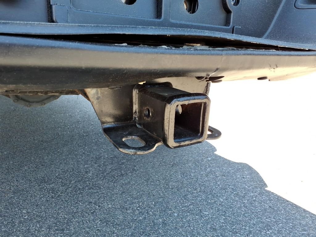 Used 2021 Crystal Metallic Jeep Sport image 26