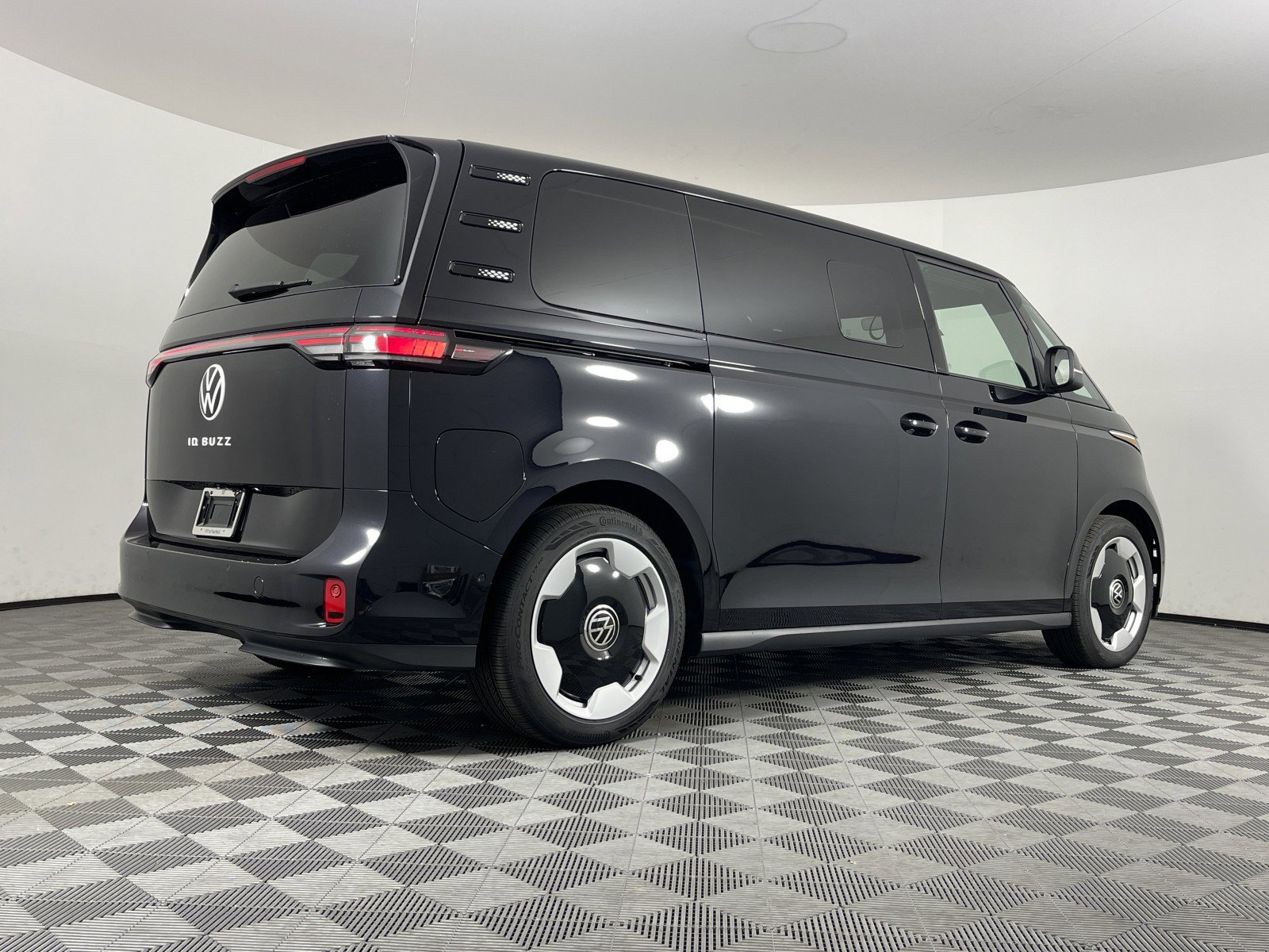 2025 Volkswagen ID. Buzz PRO S - Photo 15